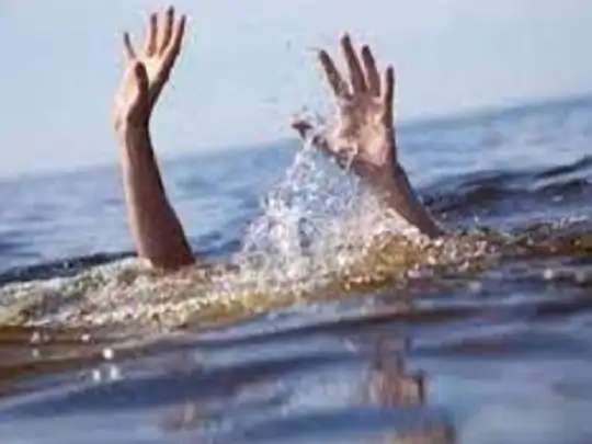 अवार गांव में हादसा पैर फिसलने से पोखर में गिरकर डूबा बालक, मौत